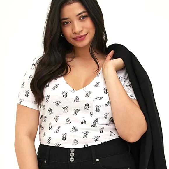 ❤NWT VINTAGE TORRID 100% COTTON - DOGS PRINT - SOFT - POCKET TEE - PLUS SIZE 3X - Picture 1 of 11